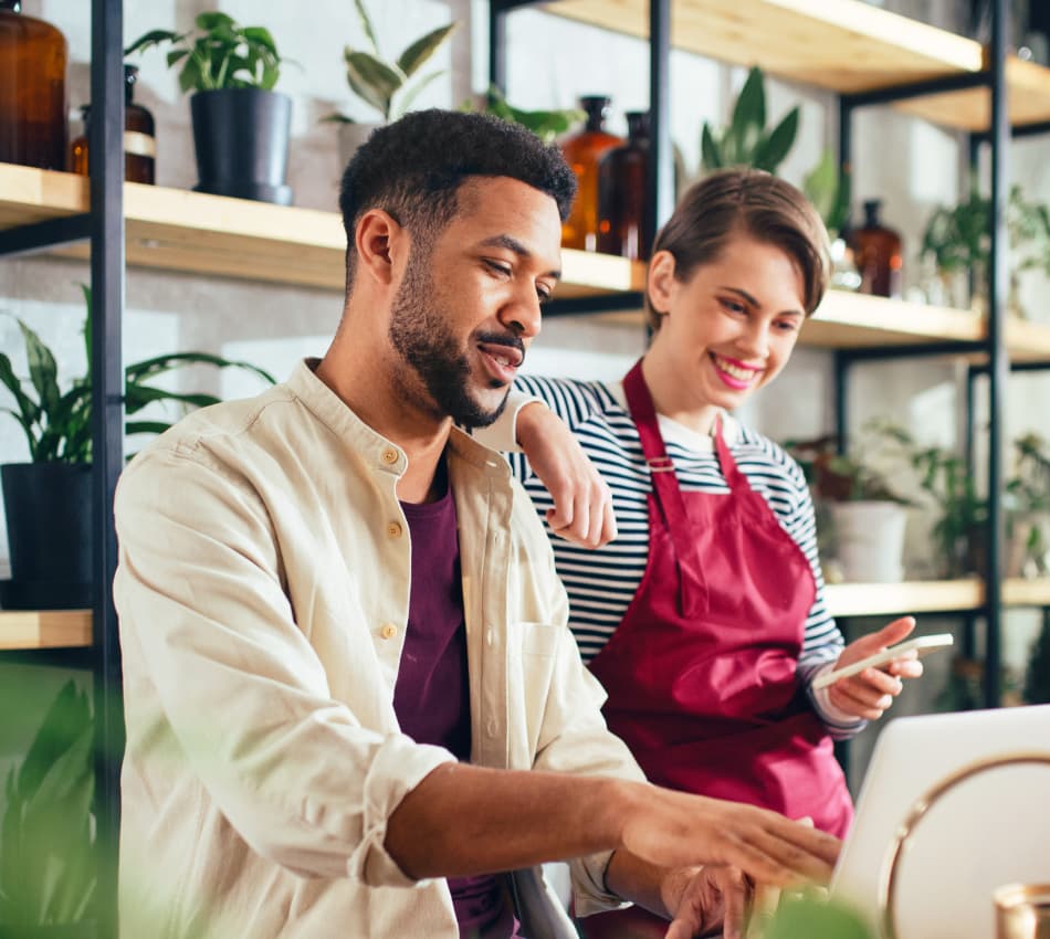 how to navigate business slowdowns during the holiday season blog