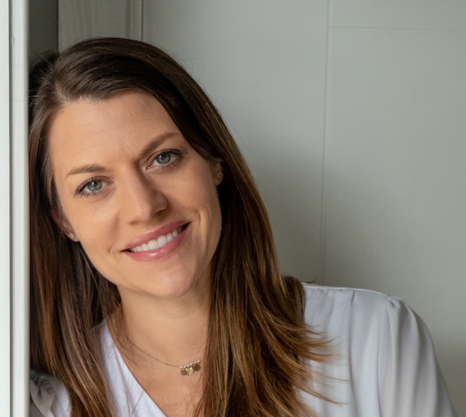 Bluevine customer Carissa Byrne Hebert is the founder and CEO of CBH Interiors, an interior design studio in Jersey City, NJ.