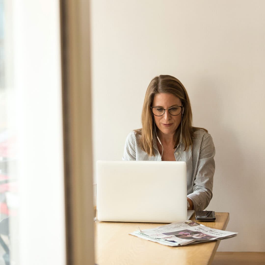 Featured image for blog post about how to find the right accountant to grow your business/